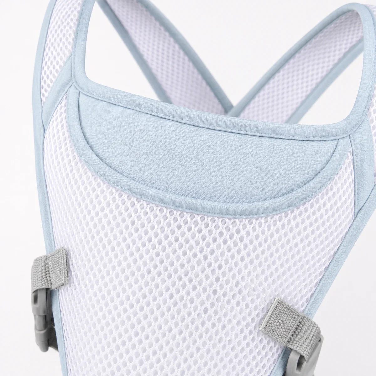 Close-up of the breathable mesh panel and padded shoulder straps on the LORAVI Ergonomic Hip Seat